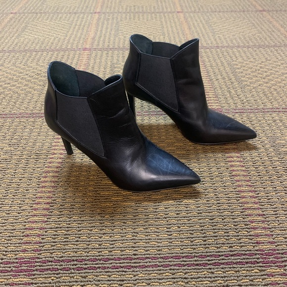 Saint Laurent Bootie - Size 6 1/2 - Excellent Condition - Picture 2 of 2